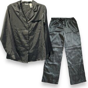 Adonna Size Small Black/White Pinstripe Pajama Set EUC